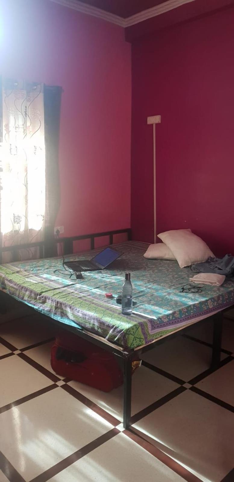 Albergue Tebaar Backpackers Rishīkesh Exterior foto