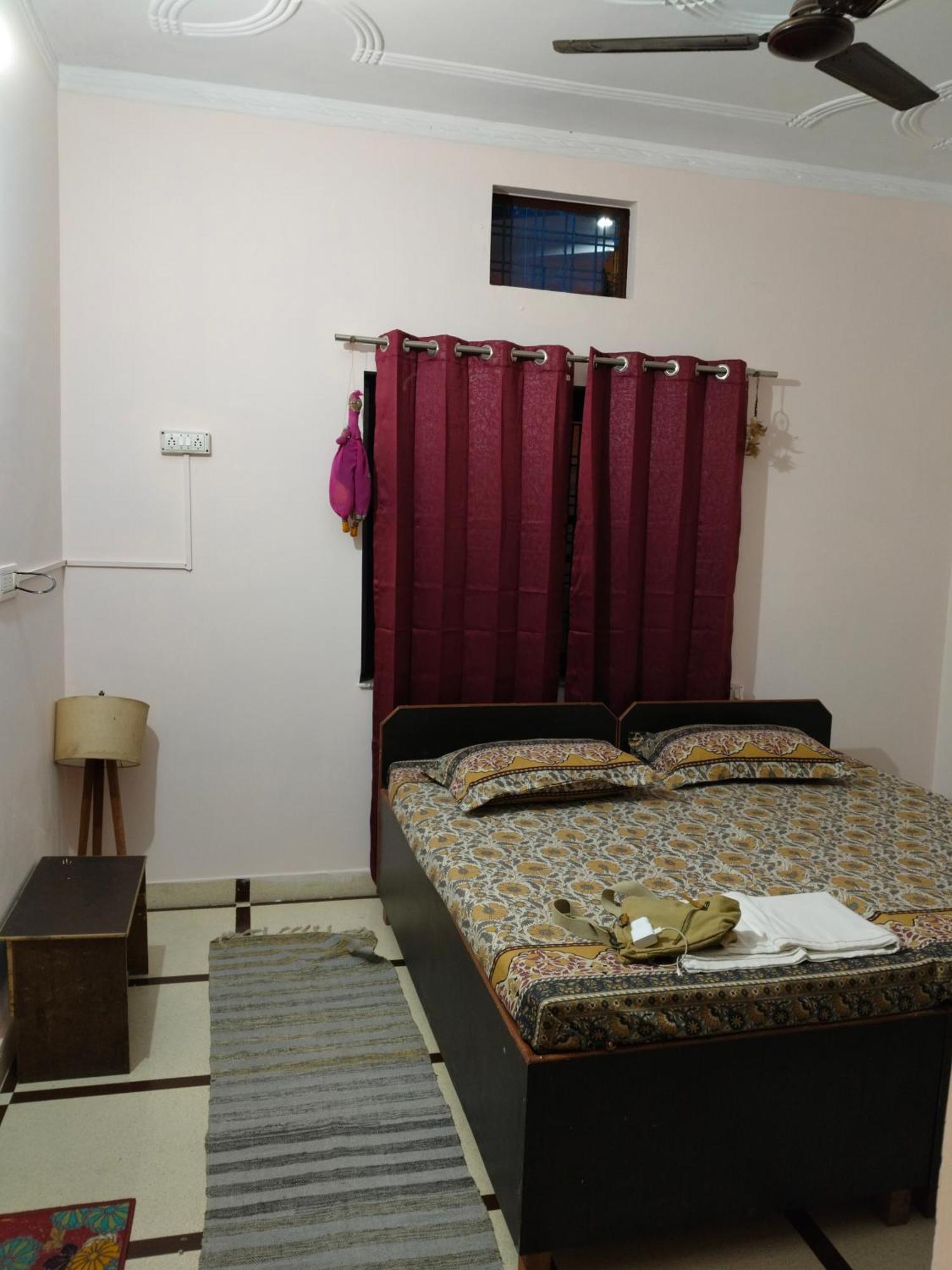 Albergue Tebaar Backpackers Rishīkesh Habitación foto